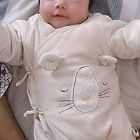 问下宝妈们 宝宝打疫苗 怎么打的 五联的有没有人打