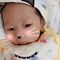 宝宝12天了，晚上不哭不闹，我晚上要是不故意弄醒他他都不带起夜的，平常也不怎么哭，指只有拉臭臭了换...