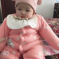 带娃好累 特别一个人带 一天基本啥事坐不了  有时候饭都不得吃。