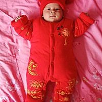 我的小可爱，到底让奶奶带还是让外婆带，妈妈只想你有一个好的快乐的生长环境