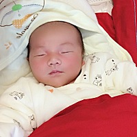 美颜后跟美颜前的照片，简直就是两个人嘛！