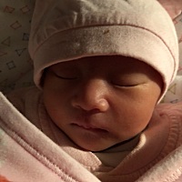 请问各位宝妈有自己一个人带孩子，洗衣做饭做家务，都是自己的！有什么需要注意的？有什么建议的吗？自...