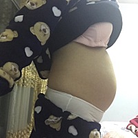 怀孕26周+3，肚子算小的，不显怀的，啥反应都没有，我算幸运的。哈哈