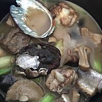 中午没吃，这个点吃。会胖死吗😂