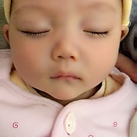 快三个月的甜宝，不吵人的时候还是很可爱的，就是有点瘦，要多吃点长胖胖的