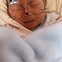 各位宝妈有没有宝宝把乳头吸破了，现在每次喂奶都感觉要我的命，有没有什么办法可以缓解啊？