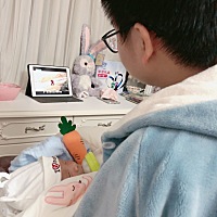 就这样就已经很好了，因为爱情呀