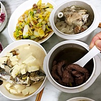 丰盛的月子餐🍚有月嫂的月子过得快😄还有五天开始倒计时⏰⏰