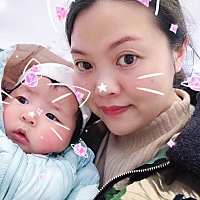 我家宝宝三个月零几天了，第一次攒肚子4天没拉粑粑了，听说有的要一个星期才拉粑粑，是不是真的呀？