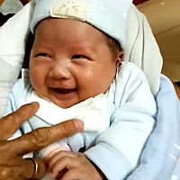 眼睛弯弯😂😂😂