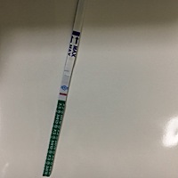 上月月经是11号，今天8号测的，有中的迹象吗？