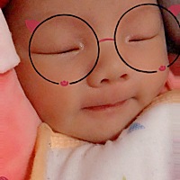 满月咯，有跟我一天满月的宝妈吗？都来说说孩子满月后跟满月前有什么不同吧。