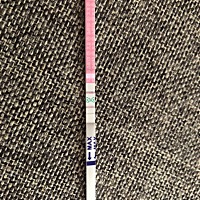 同房十一天后、排卵试纸强阳