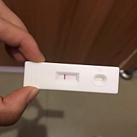 排卵期房事结束后四天，有措施也吃药了怕的要死，赶紧验一下希望大姨妈来临之前都是这样一条线，姨妈神...