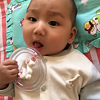 光头可爱又加了几分