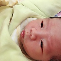 历经千辛万苦终于把宝宝生下来了，女子本弱，为母则强！儿子，乖乖长大！妈妈爱你！