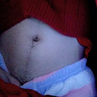 怀孕两个多月，肚子毛就一直长上来，还很长😂感觉怪怪的，有没有宝妈是这样的。