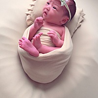 新手妈妈什么都不懂 宝宝两天没拉粑粑 好担心要不要带去医院看看 有经验的宝妈懂么？