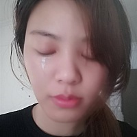 今天早上起来没有难受，下午就吐的涕泗横流。我家可爱的宝宝，妈妈希望你健健康康的！我也尽量多吃点！