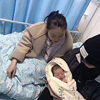 3.9号下午顺利平安产下男婴，整个过程无撕裂也没有打无痛，早上六点半见红破羊水马上赶去医院，一直...