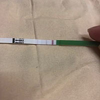 排卵后，泡脚可以促进着床吗？ 排卵后第三四天，开始重新出现粉印，是有戏了吗