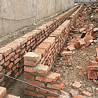 最近干活。累到了。要好好休息，家里盖房老公不在家，没有公爹了。一个人什么都管真累