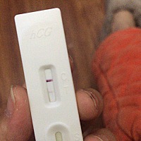 离上次月经40多天，这到底是什么情况？如果怀了，为什么还这么浅呢