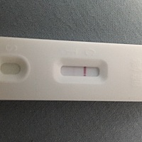 上次经期16号开始，昨天和早晨测都是五六分钟有个浅浅的印子，放久了会加深，看说明书1-5分钟读取有效，...