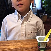 这位帅气的哥哥什么时候才会有个妹妹呢，期待二胎女宝，小公主快来继承你哥这盛世美颜吧😂😂