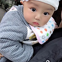 最后一张是半个月左右的照片，怎么那么丑呀，现在3个月了，幸好没丢系列，哈哈哈哈😂