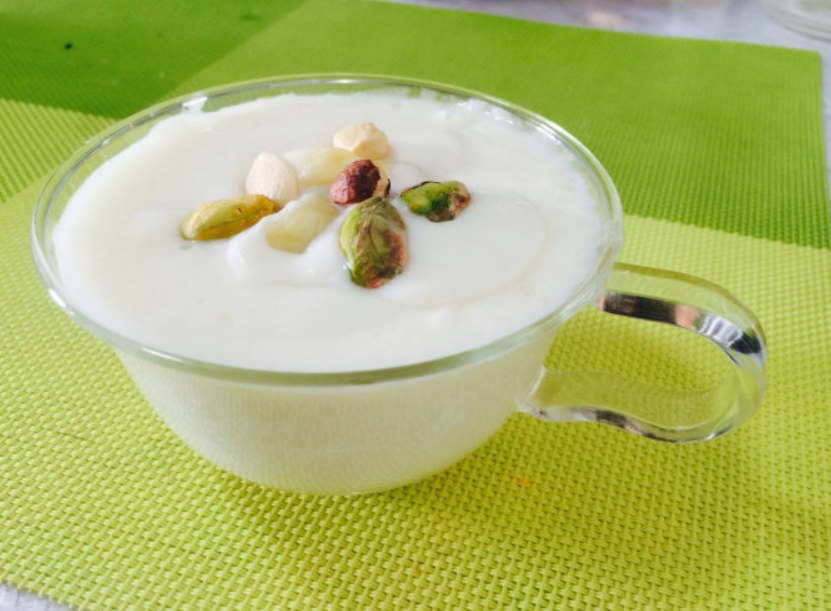 喝酸奶有益身体健康哦～
ˇ