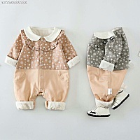 天气慢慢变好了，开心，衣服不那么厚实了，宝宝自己也轻松可以到处活动❤️