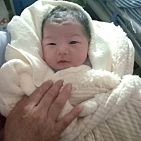 说一说当时生我家小宝贝的过程   预产期是2019年2月19号元宵节，打算顺产，快到预产期前一周发现羊水漏...
