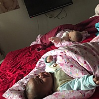 这边婆婆说，你辛苦了，休息一下，睡一会儿。这边抱走孩子，半小时开一下你房门，进出还大声说话。你觉...