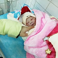 宝宝两个月半了，时间过得好快啊，转眼间从刚出生时的小丑丑长成现在的大胖小子了，宝宝妈妈爱你哟！ 历...