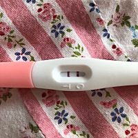 咨询一下有经验的准妈咪这种情况应该不用去查血了吧，主要是怕针，不知道多久第一次B超最合适、又能查孕...