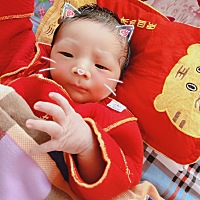 二月初七，刨7斤4两男宝宝一枚😘😘😘