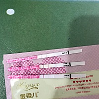 第一个是今天早上的，第二个是中午的，最后一个是刚刚测的，这是什么情况？求解？