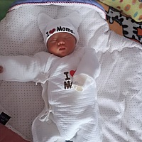 我的小公主已经10天了！顺产无侧切无撕裂的7.1斤小baby！