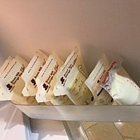 奶水太多，有必要装储奶袋放强冻吗？感觉以后也不会喝吧。。。倒了又可惜