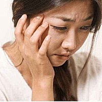 孕妈妈体内毒素多，会有这4个信号！ 在怀孕之后，胎儿发育需要的营养都是孕妇提供的，所以胎儿的发...