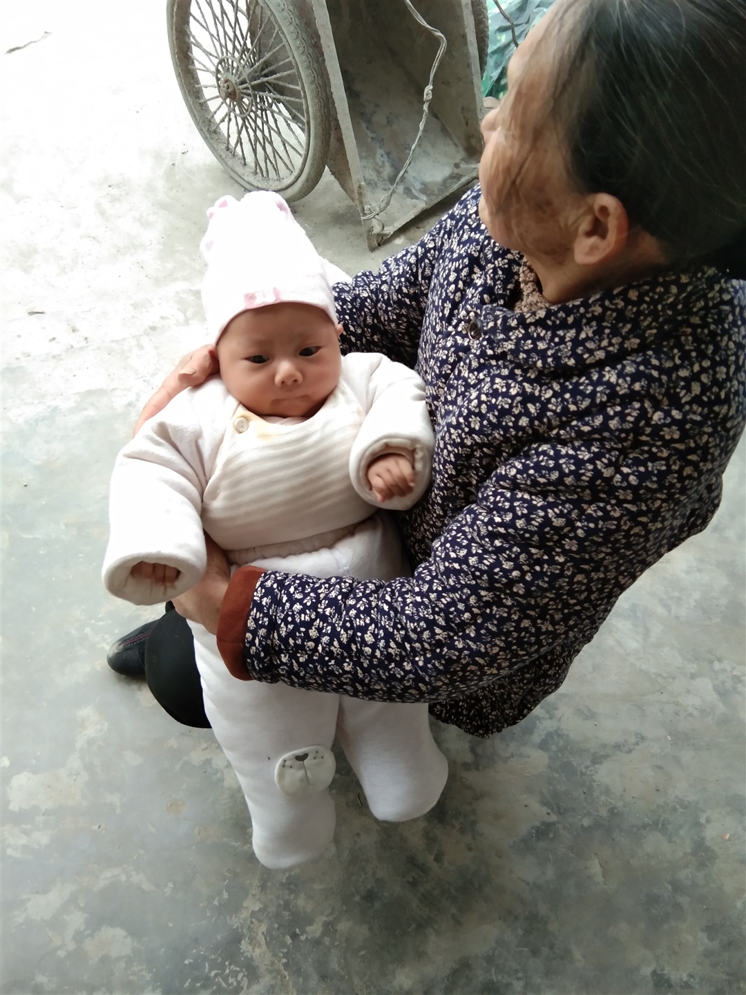 80多岁的老年人