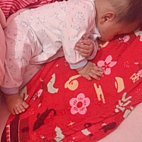 开始学翻身后，睡觉睡成了这样……😂