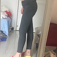 18周的肚子……这是什么体质？渐渐感觉到一点胎动了，但有时候还是分不清胎动和肠蠕动😂