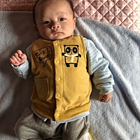 差不多四个月的宝宝支气管炎每天都咳得厉害看到都心痛宝宝一哭自己也跟着哭医生也去看了做雾化吃药都五...