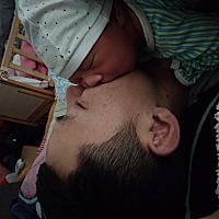 两父子戏份很足，没我啥事，以为生个闺女我会失宠，结果生儿子也是一样，照样失宠。