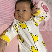 两个月的宝宝奶粉量很小，怎么办？有的时候80都吃不了，愁人啊，奶水又不够。