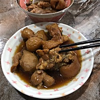 坐月子中，每天吃的没得挑……就是睡不着，困意也很少，一天到晚也闷着，什么事也不能做，闷过怀孕时期...