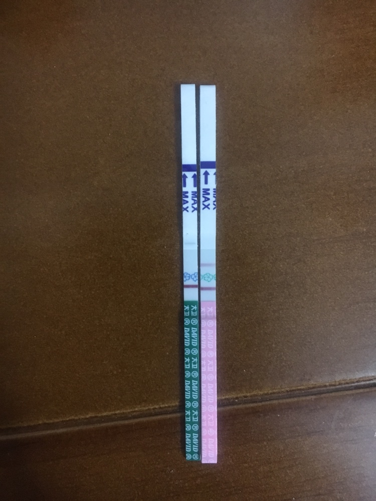 结果到了19号姨妈还是没来，然后测一下，结果排卵纸依然是弱阳，早早孕大白板的，怎么回事，还是继续等吧