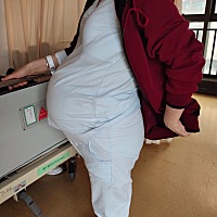 有没有宝妈帮我看看小孩有没有入盆？